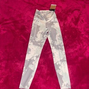 North face flash dry leggings